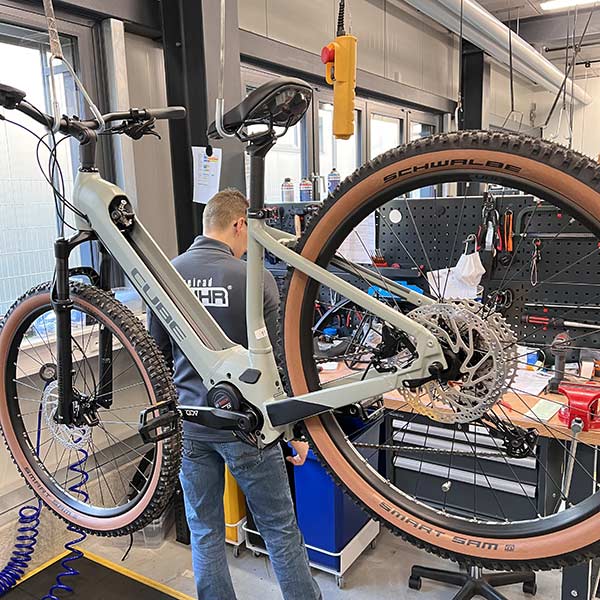 Werkstatt-Fahrrad-Reparaturen-Service-Wartung-Wertgarantie Werkstatt-Fahrrad-Reparaturen-Service-Wartung-Wertgarantie