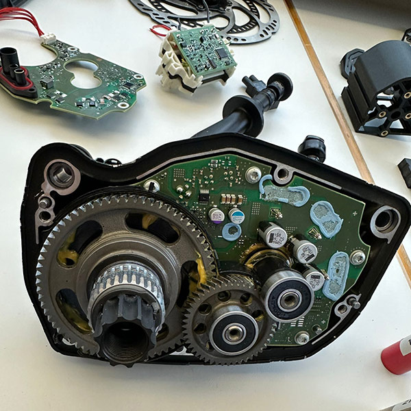 Bosch-Zweirad-Fuhr-Training-Werkstatt-Freie-Stelle